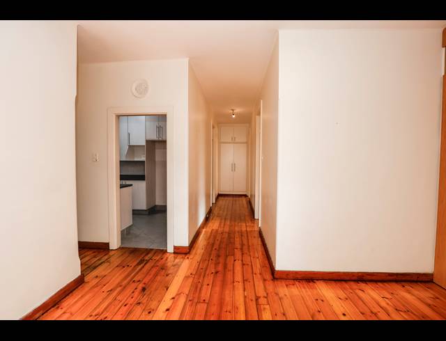 2.5 BEDROOM APARTMENT FOR SALE IN GLENWOOD